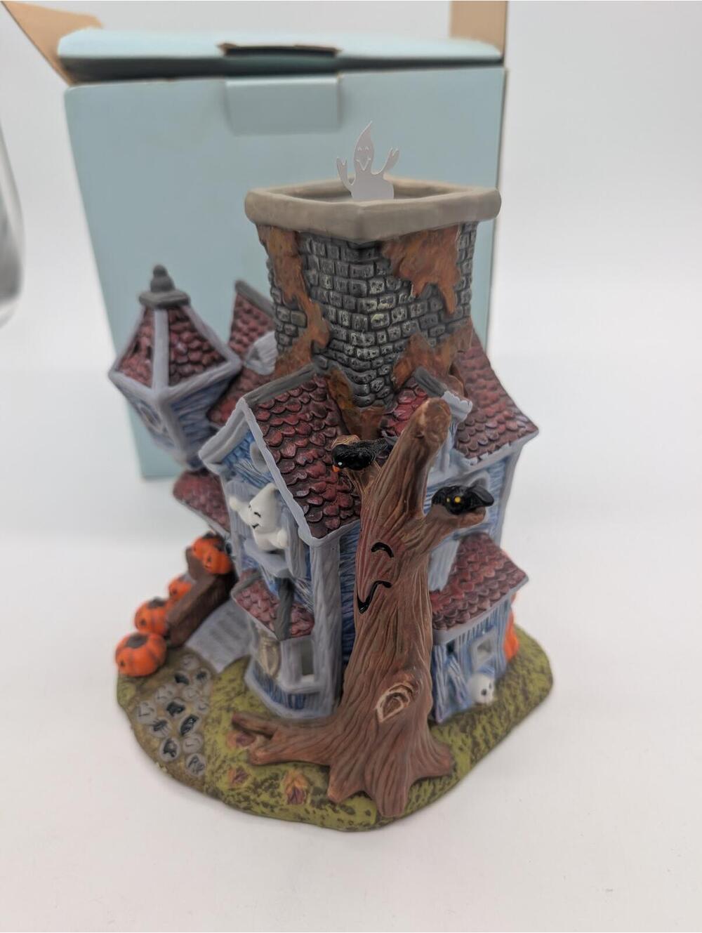 LKNW never used Halloween PartyLite Ghostly Tealight House - Picture 2 of 8